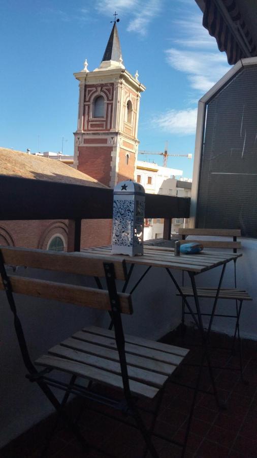 Triana Luck Apartment Seville Luaran gambar