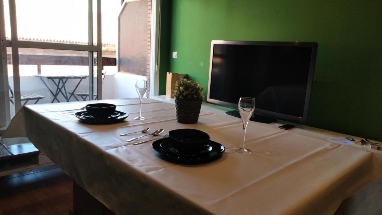 Triana Luck Apartment Seville Luaran gambar